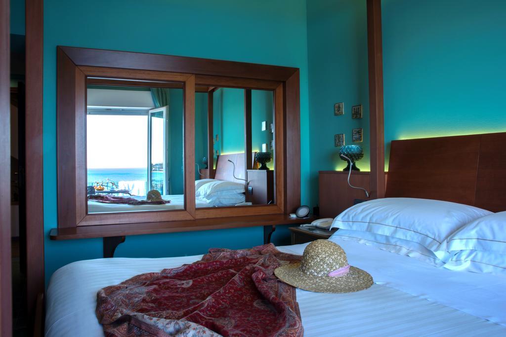 Hotel Palladio Giardini Naxos Luaran gambar