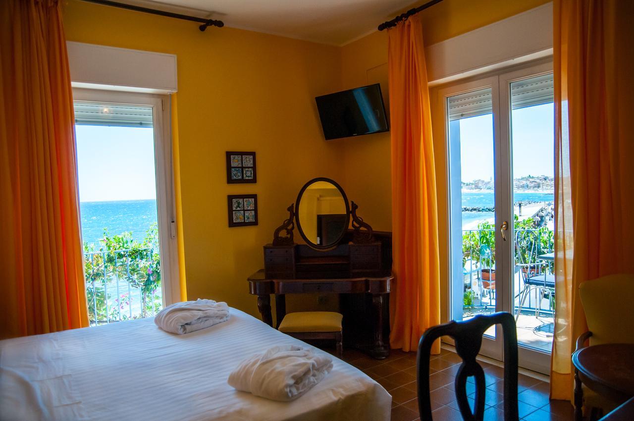Hotel Palladio Giardini Naxos Luaran gambar
