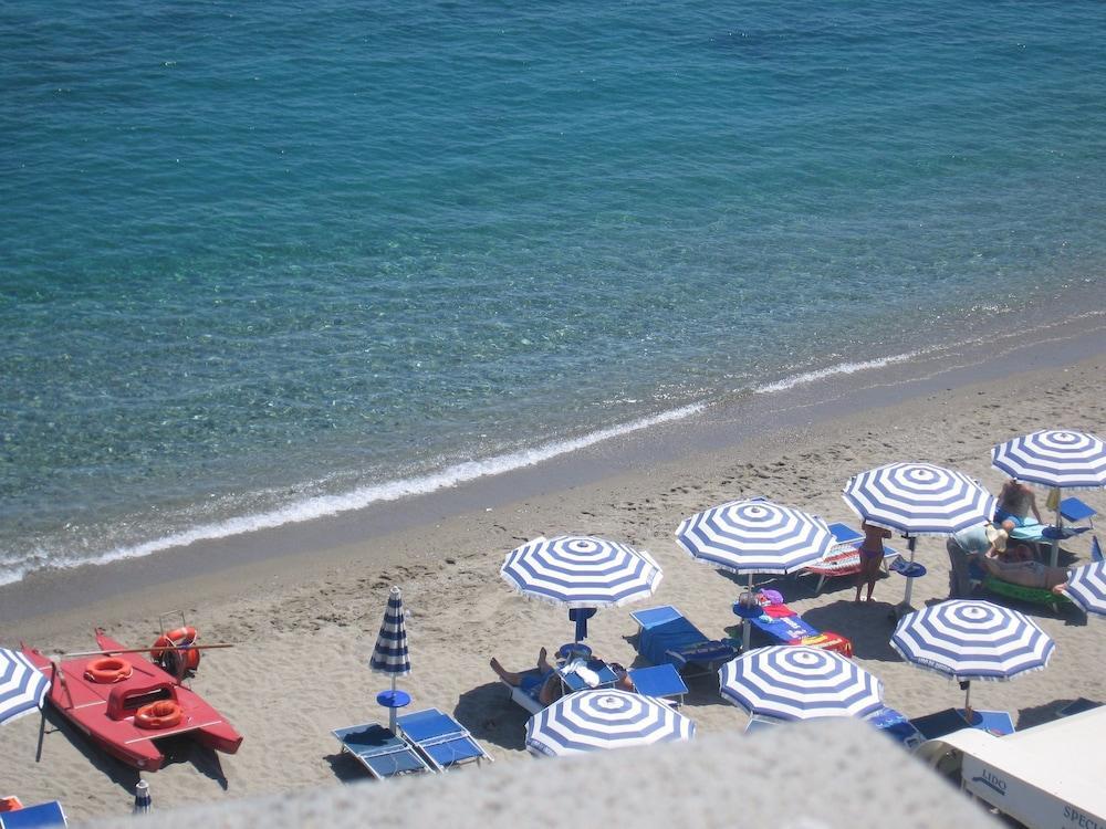 Hotel Palladio Giardini Naxos Luaran gambar